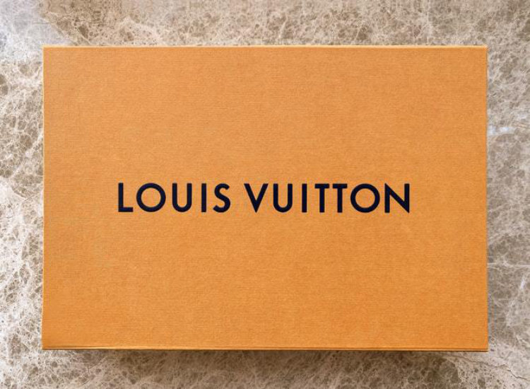 Louis Vuiton - Inilah Mengapa Nama Brand Yang Unik itu Penting! - Kinaja